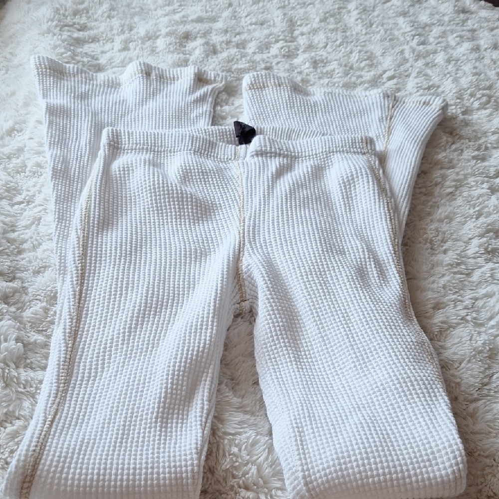 Out From Under UO Off White Waffle Knit Lounge Flare Pants Size XS/TP Great Cond